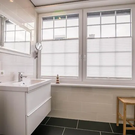 Haus Wellen Und 2 Appartement *