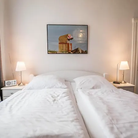 Haus Wellen Und 2